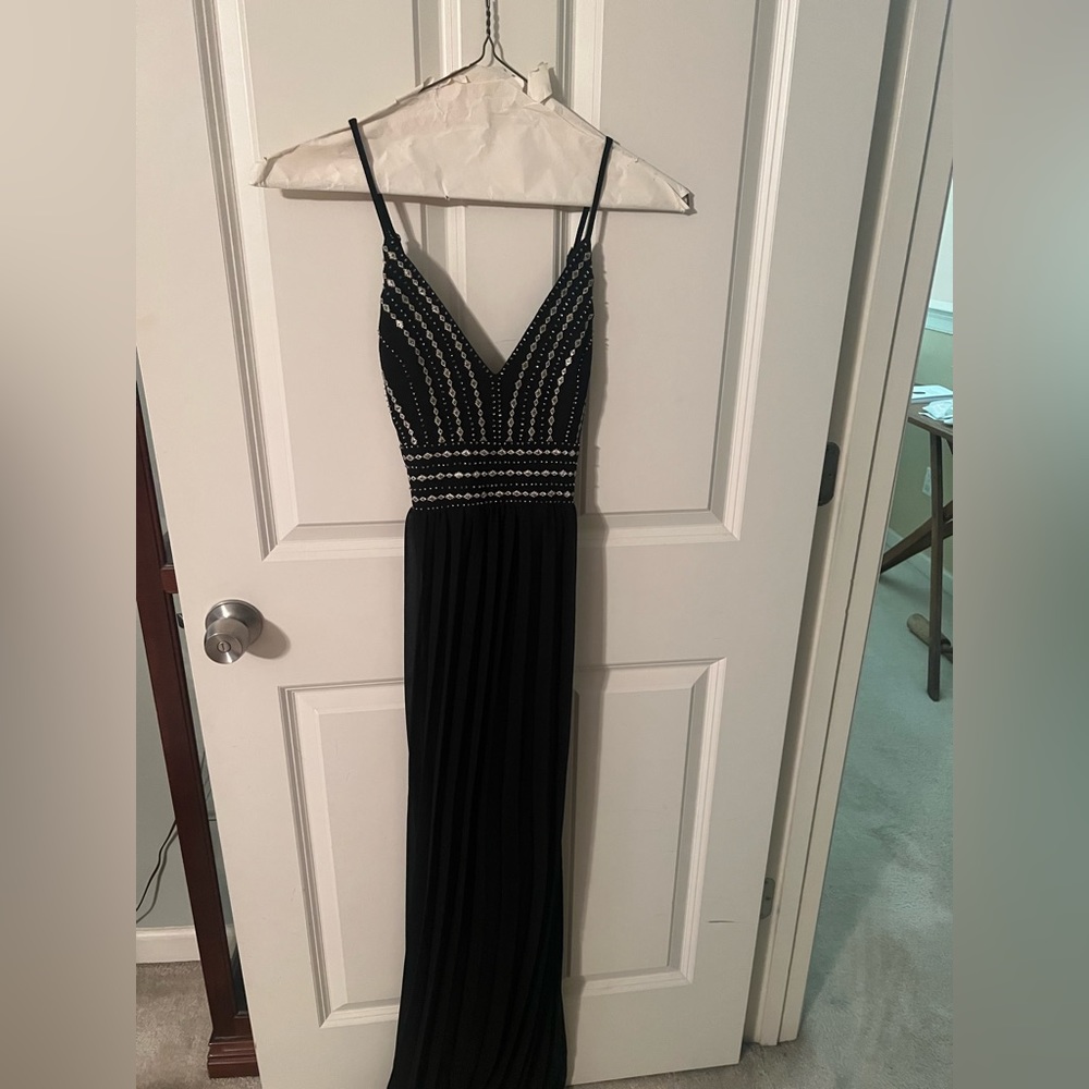 Black formal dress maxi